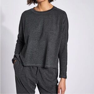 GIRLFRIEND COLLECTIVE ReSet Long Sleeve Tee - Light Grey Size 5X